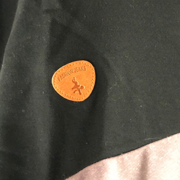 Mama Bear Sweater - Picture 4 of 4